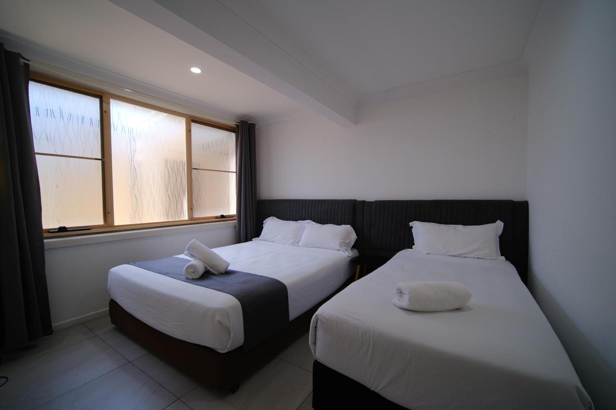 Golf Place Inn Wollongong Primbee Exterior photo
