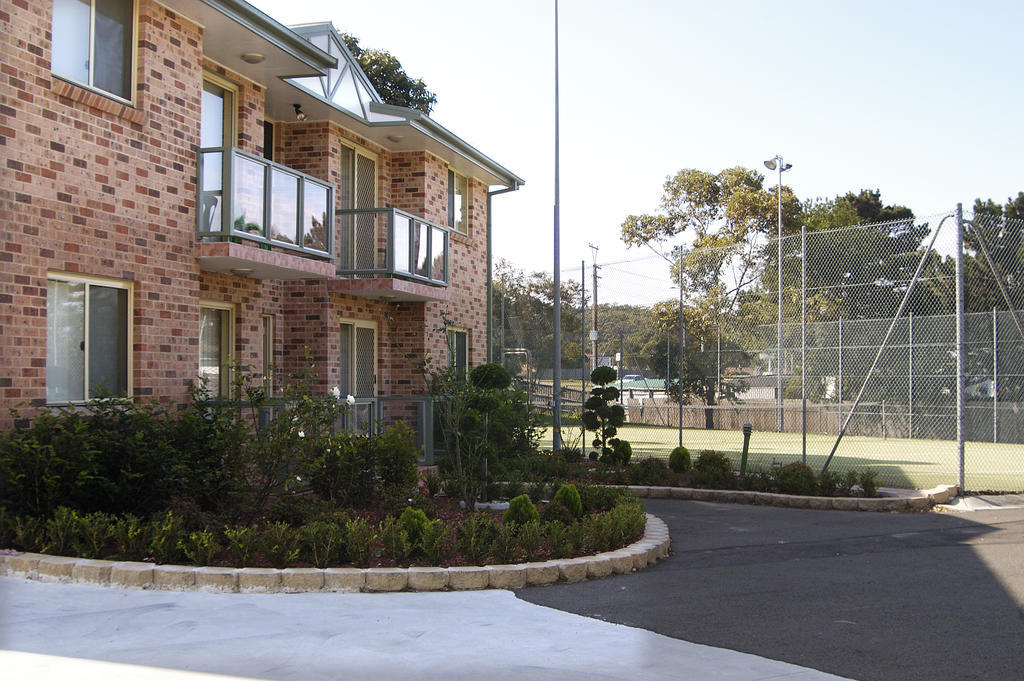 Golf Place Inn Wollongong Primbee Exterior photo