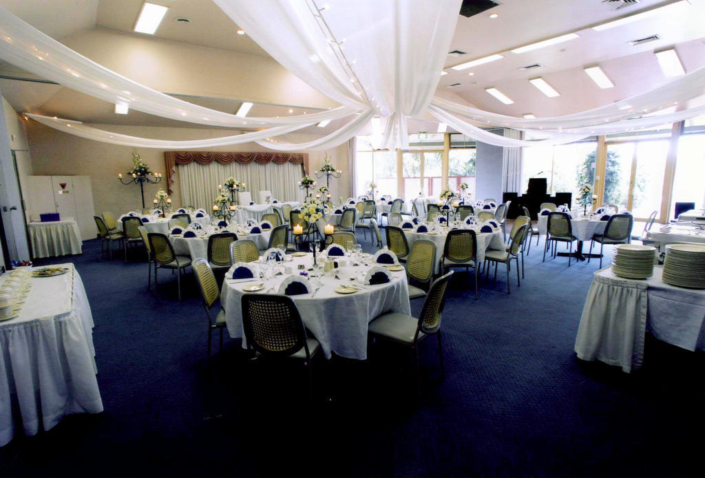 Golf Place Inn Wollongong Primbee Exterior photo
